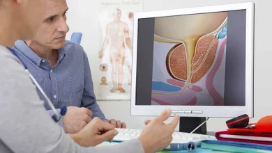 أخصائي علاج أمراض المسالك البولية